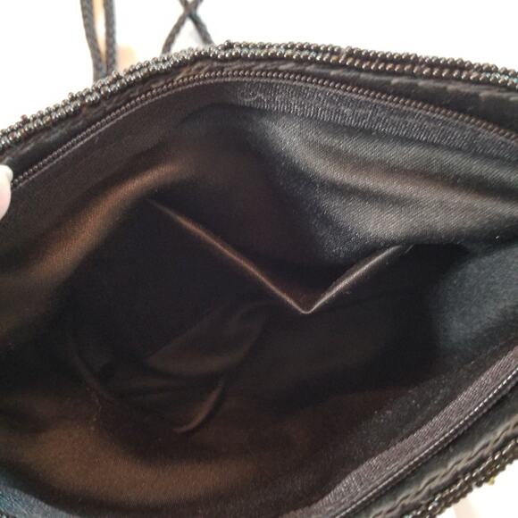 Made in Macau 9x6 inches black , red and gold seed beads excellent condition - Picture 7 of 9